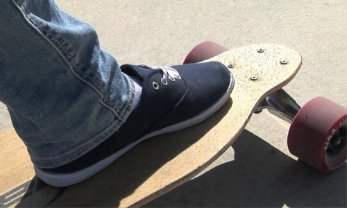 How to Place Foot on a Longboard